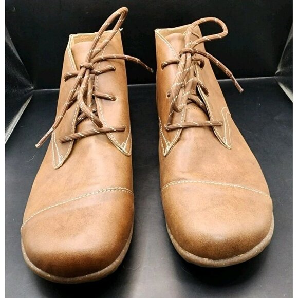 BOC Boots Womens 11 M Sabelle Ankle Chukka Bootie BC0009516 Brown Faux Leather - Picture 2 of 9